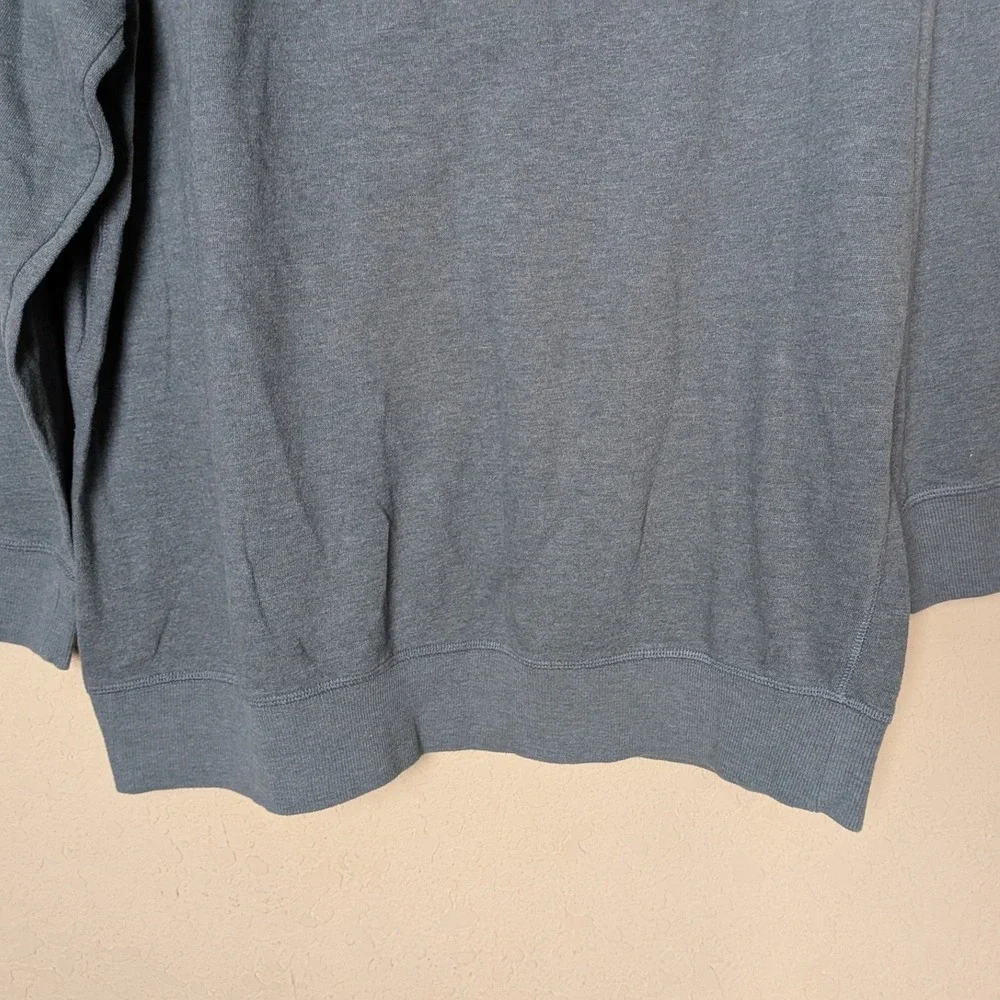 Victoria's Secret Gray "Love" Heart Beaded Graphic Sweatshirt Size‎ L - Picture 6 of 7
